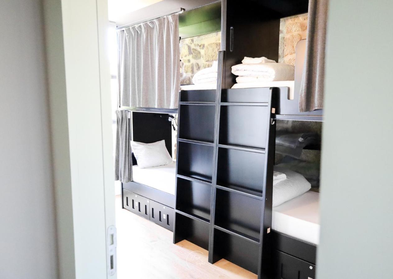 Cama em Dormitório Feminino com 4 Camas